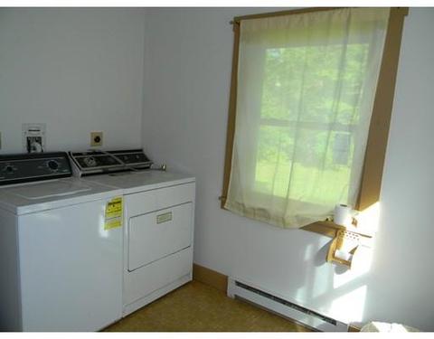 218 Drury Ln, Northampton, MA 01060 photo 10