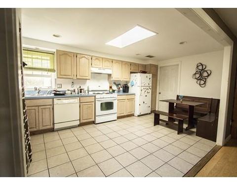 43 Camardo Dr, Wareham, MA 02571 photo 4