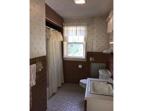 27 Longfellow Rd, Worcester, MA 01602 photo 24