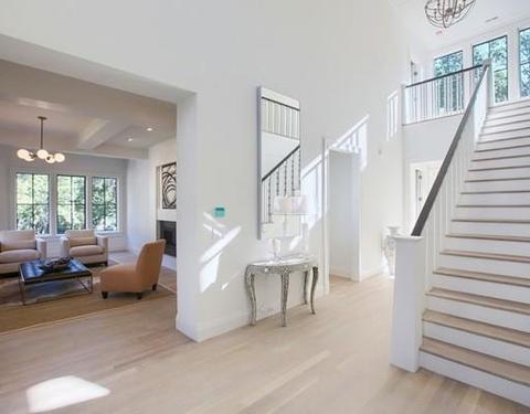 2 Trinity Ct, Wellesley, MA 02481 photo 5