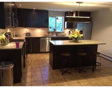 3 Carillon Cir, Easthampton, MA 01027 photo 2