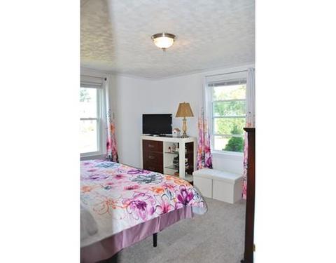 39 Lumae St, Springfield, MA 01119 photo 11