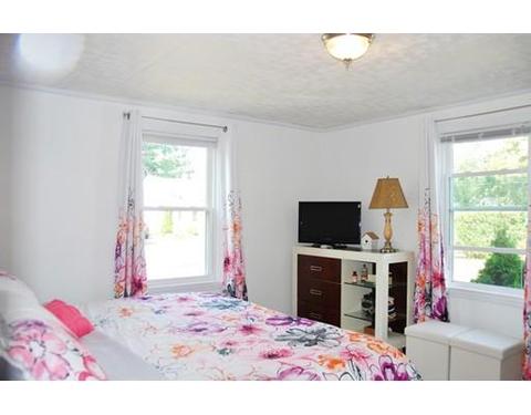 39 Lumae St, Springfield, MA 01119 photo 10