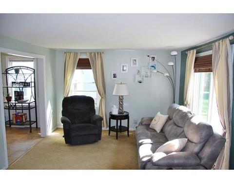 39 Lumae St, Springfield, MA 01119 photo 4