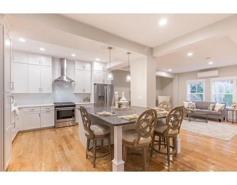 22 Leverett St, Brookline, MA 02445 photo 2