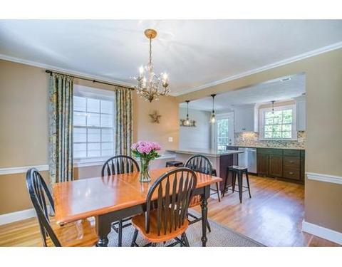 27 Chickering Rd, Dedham, MA 02026 photo 4