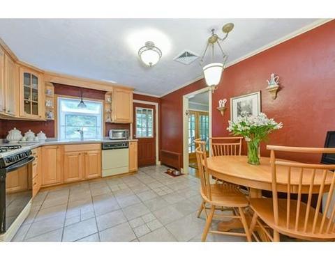 6 Hackensack Ter, Boston, MA 02467 photo 3