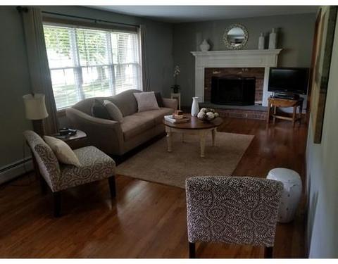 72 Sunrise Ter, Springfield, MA 01119 photo 5