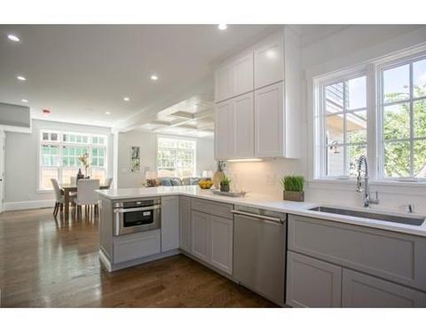 85 Robbins Rd, Arlington, MA 02476 photo 4