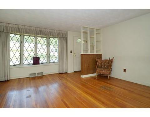 47 Border Rd, Reading, MA 01867 photo 3