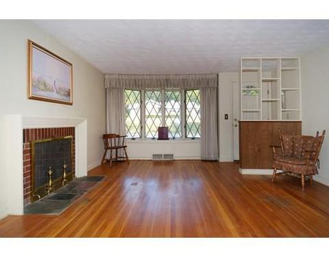 47 Border Rd, Reading, MA 01867 photo 4