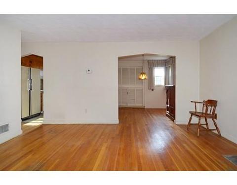 47 Border Rd, Reading, MA 01867 photo 8