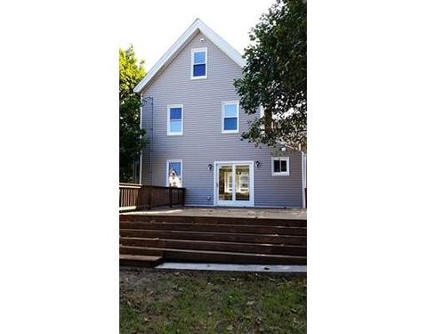 34 Como Rd, Hyde Park, MA 02136 photo 2