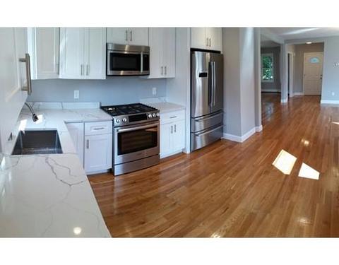 34 Como Rd, Hyde Park, MA 02136 photo 4