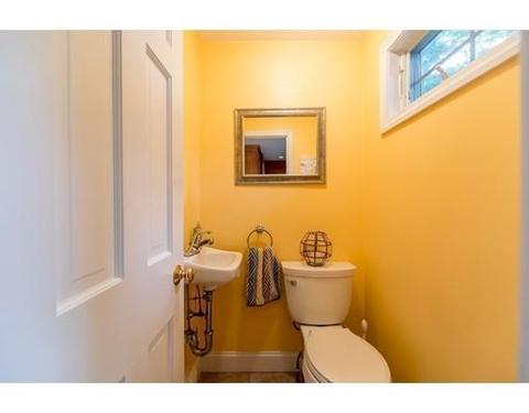 46 Washington St, Reading, MA 01867 photo 22