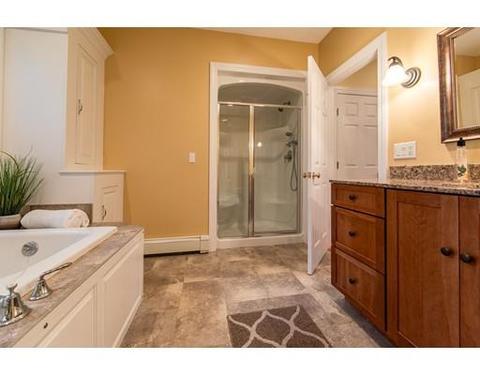 46 Washington St, Reading, MA 01867 photo 6