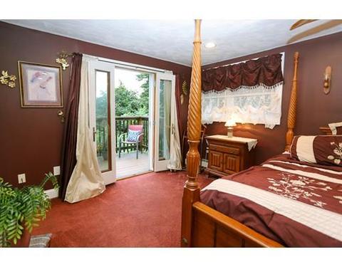 181 Flagg St, Worcester, MA 01609 photo 8
