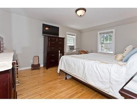 11 Windsor Rd, Stoneham, MA 02180 photo 13