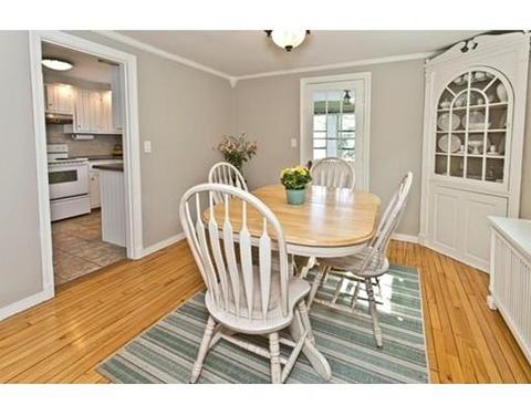 11 Windsor Rd, Stoneham, MA 02180 photo 8