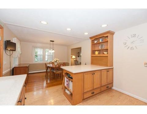 16 Dover Rd, Millis, MA 02054 photo 4