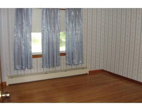 26 Robin Rd, Worcester, MA 01604 photo 12