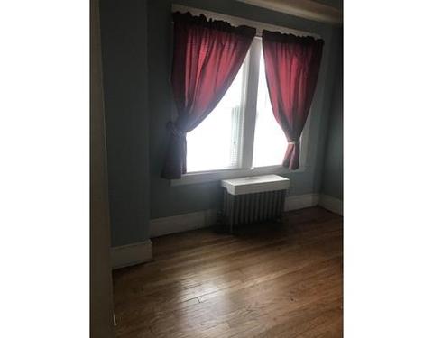 45 Fox St, West Springfield, MA 01089 photo 6