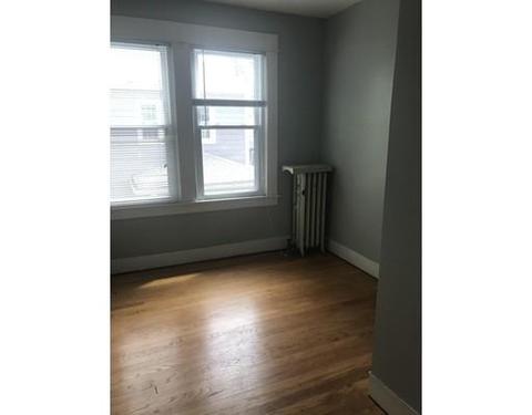 45 Fox St, West Springfield, MA 01089 photo 17