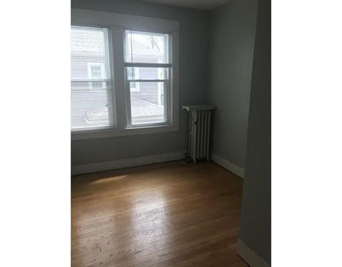 45 Fox St, West Springfield, MA 01089 photo 14