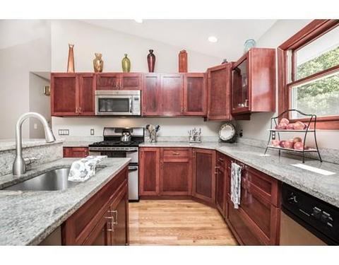 2 Scribner Rd, Peabody, MA 01960 photo 5
