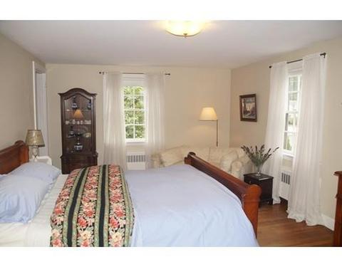 233 Great Plain Ave, Needham, MA 02492 photo 9