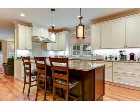 27 Curve St, Needham, MA 02492 photo 7