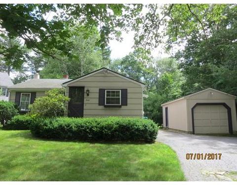 30 Church St, Upton, MA 01568 photo 1