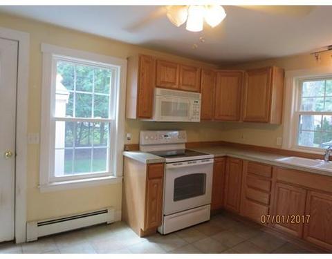 30 Church St, Upton, MA 01568 photo 4