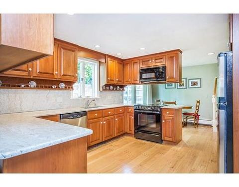 2 Surrey Ln, Danvers, MA 01923 photo 11