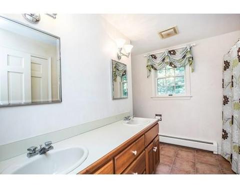 2 Surrey Ln, Danvers, MA 01923 photo 14