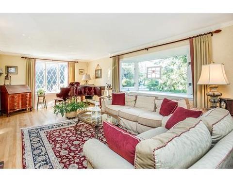 2 Surrey Ln, Danvers, MA 01923 photo 5
