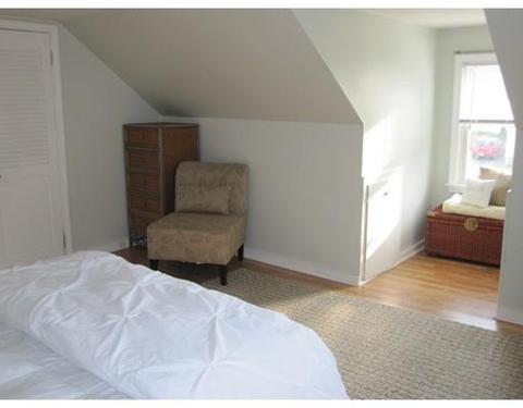 80 Powell Ave, Springfield, MA 01118 photo 13