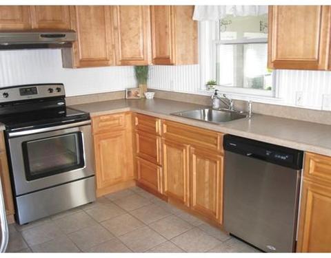 80 Powell Ave, Springfield, MA 01118 photo 3