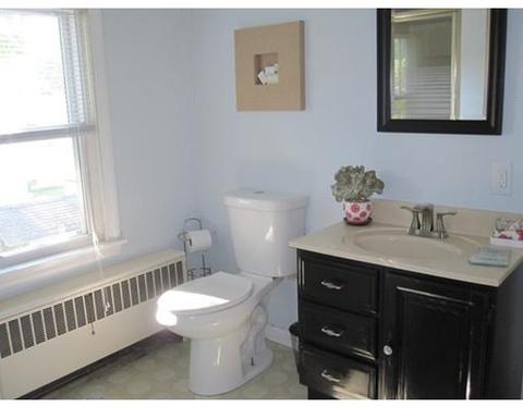 80 Powell Ave, Springfield, MA 01118 photo 16