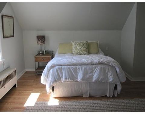 80 Powell Ave, Springfield, MA 01118 photo 12
