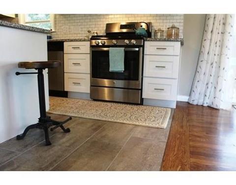 29 Oneida Ave, Worcester, MA 01606 photo 5