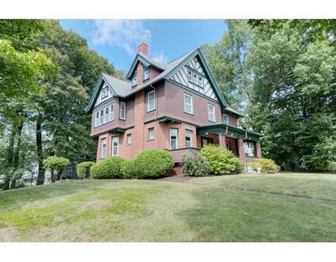 23 Lenox St, Worcester, MA 01602 photo 2