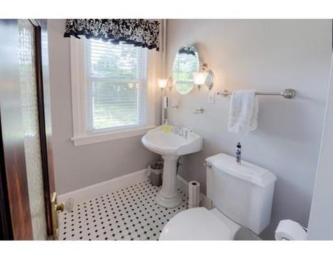 23 Lenox St, Worcester, MA 01602 photo 28