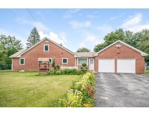1008 Parker St, Springfield, MA 01129 photo 1