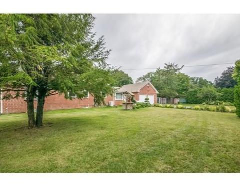 1008 Parker St, Springfield, MA 01129 photo 13
