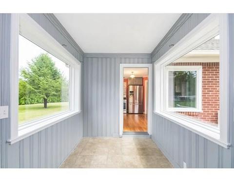 1008 Parker St, Springfield, MA 01129 photo 12
