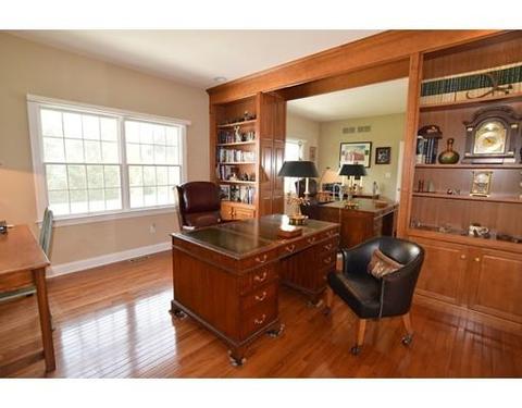24 Cherokee Rd, Canton, MA 02021 photo 11