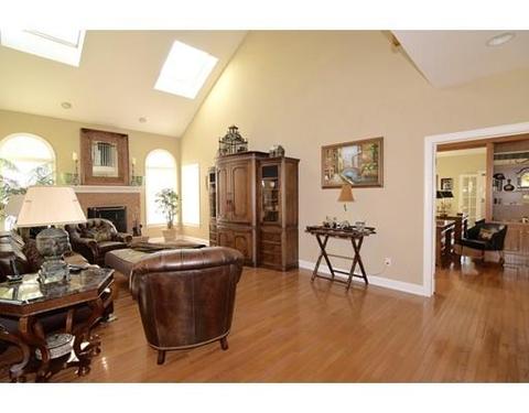 24 Cherokee Rd, Canton, MA 02021 photo 9