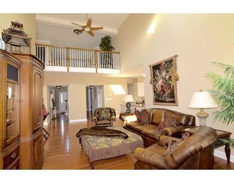 24 Cherokee Rd, Canton, MA 02021 photo 7