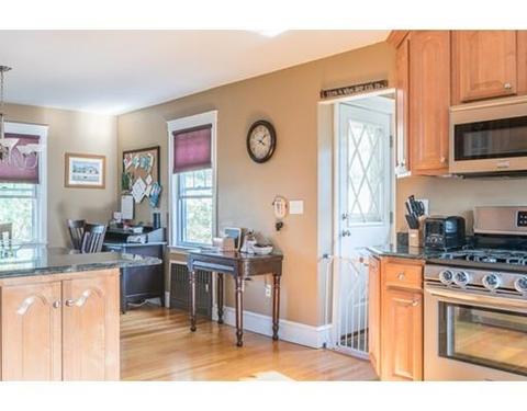 14 Edgemont Rd, Braintree, MA 02184 photo 12